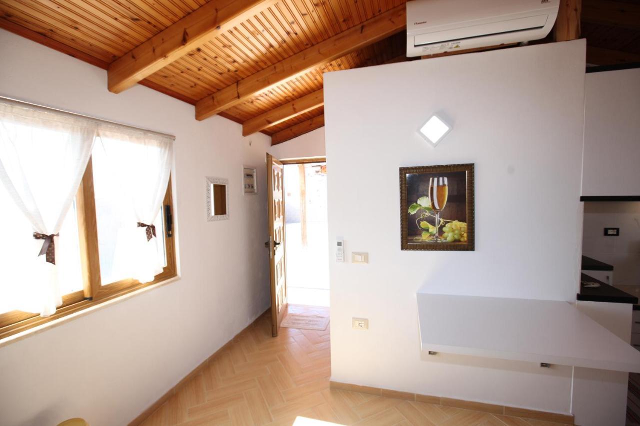 Pensión Nika Sarandë